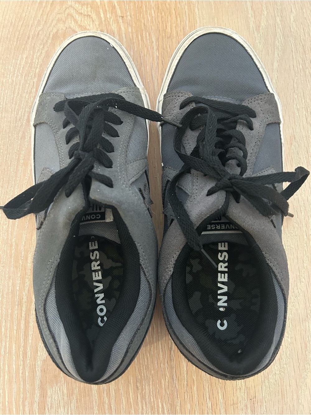 Converse Men’s Low-Top Sneakers in Gray and Black